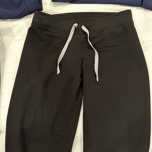 FIGS SCRUBS BLACK LIVINGSTON BASIC SCRUB PANT! XS/P!